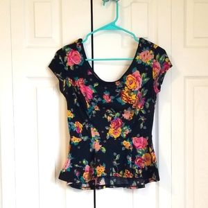 !!SUMMER SALE!! Xhilaration black floral peplum top, S
